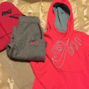 Nike sweatshirt hitls
